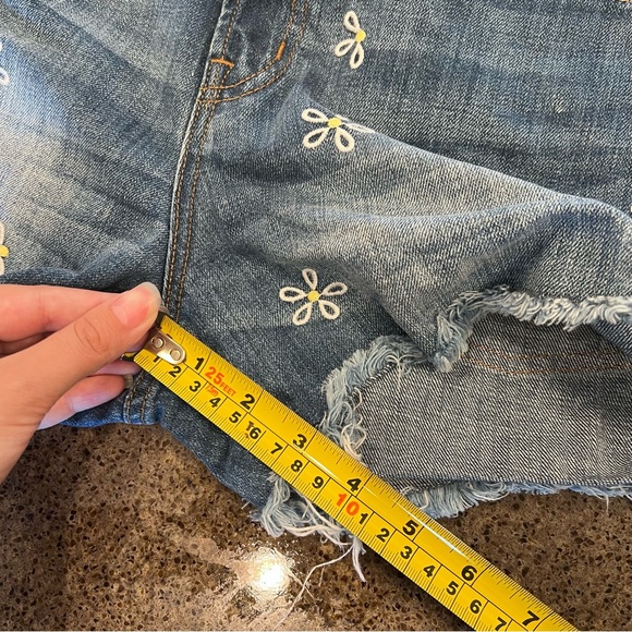 🌼 MADEWELL The Perfect Jean Short: Daisy Embroidered Edition 🌼 - Picture 11 of 16